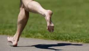9-correr-descalzos